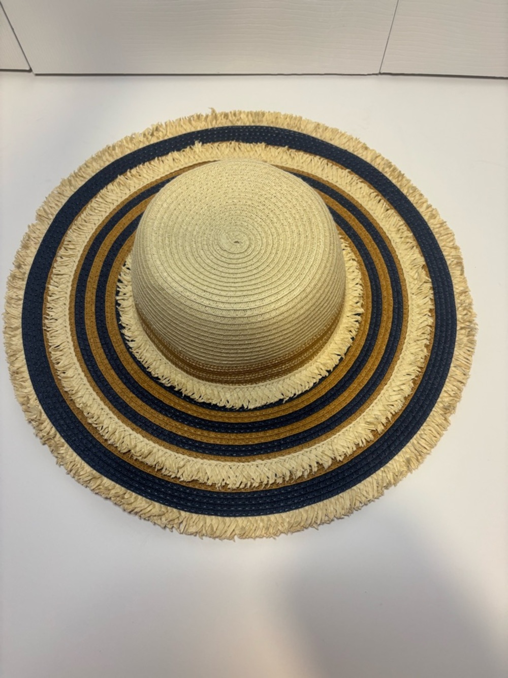 Echo Wide Brim Straw Sun Hat – One Size - Picture 5 of 8